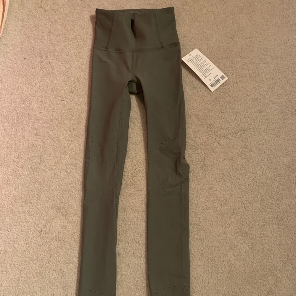 Brand new Lululemon run tight leggings